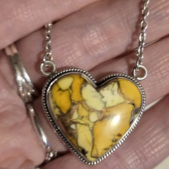 925 Silver And Yellow Stone Heart Necklace - Picture 3 of 7
